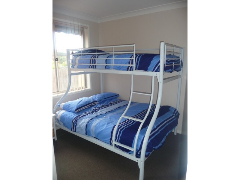 41 Tasman Court, Caves Beach NSW 2281