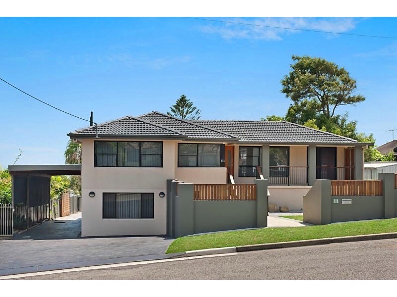 23 Middle Street, Caves Beach NSW 2281