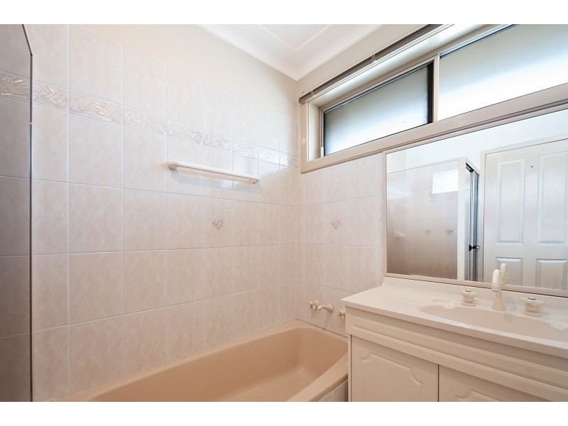 23 Middle Street, Caves Beach NSW 2281