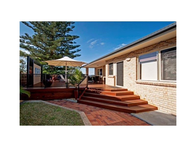 Caves Beach NSW 2281
