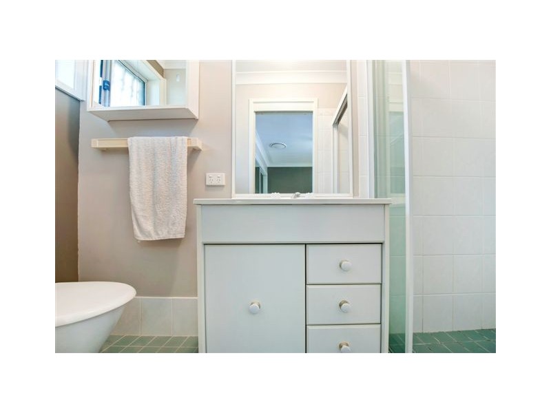 Caves Beach NSW 2281