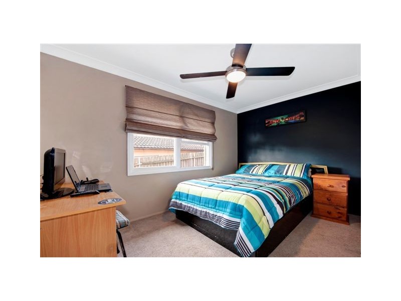 10 Caldwell Street, Caves Beach NSW 2281