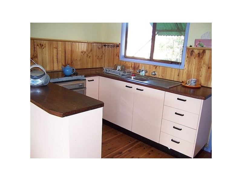 11 Bridge Avenue, Chain Valley Bay NSW 2259