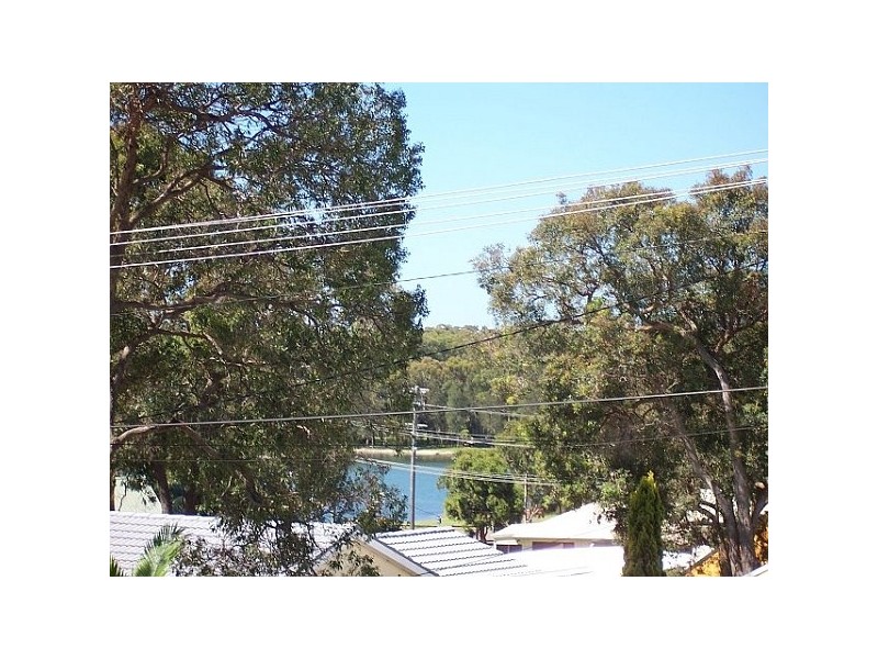 11 Bridge Avenue, Chain Valley Bay NSW 2259