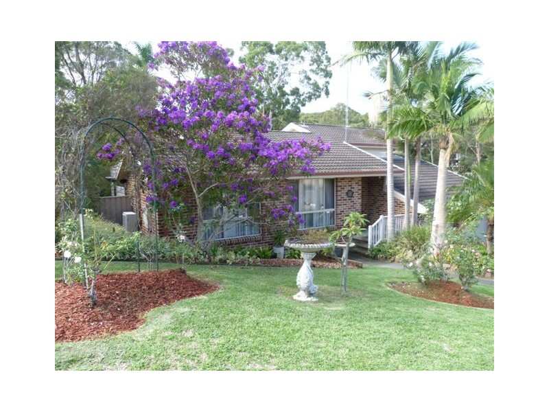 60 Spinnaker Ridge Way, Belmont NSW 2280