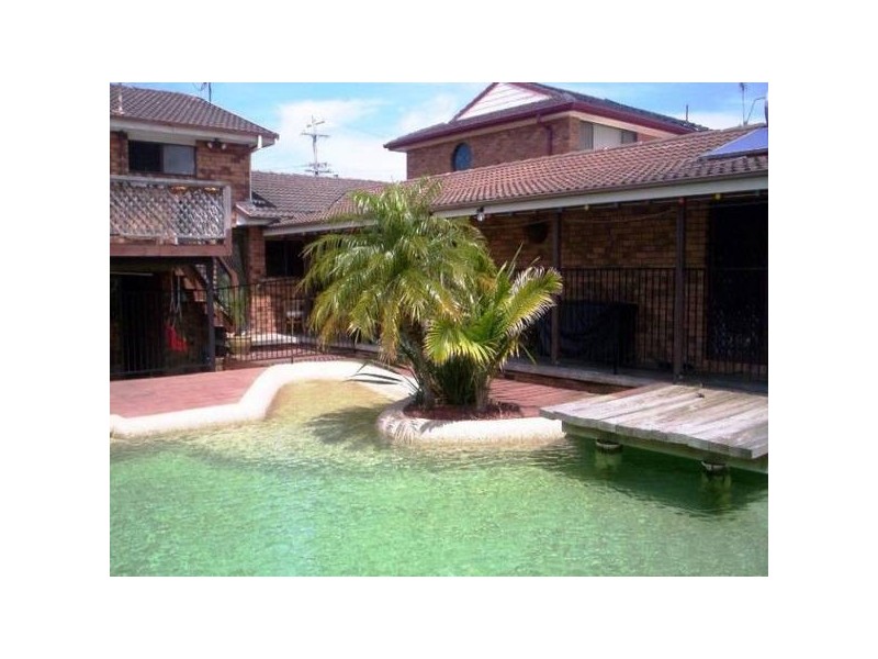 120 Caves Beach Road, Caves Beach NSW 2281