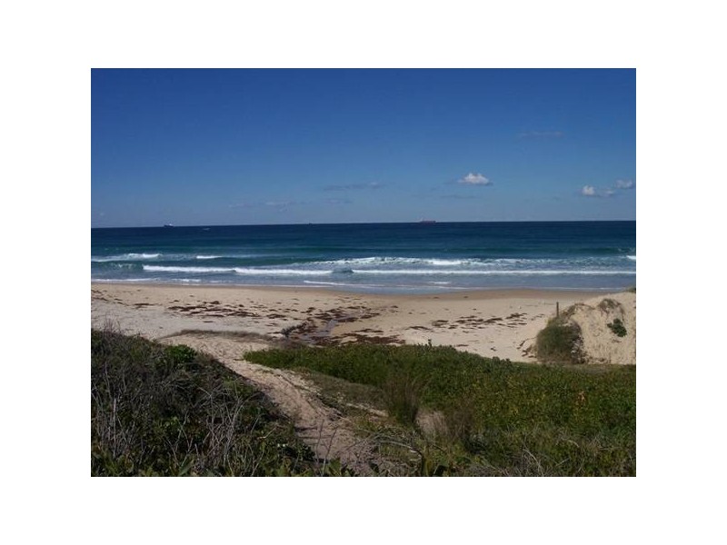 Caves Beach NSW 2281
