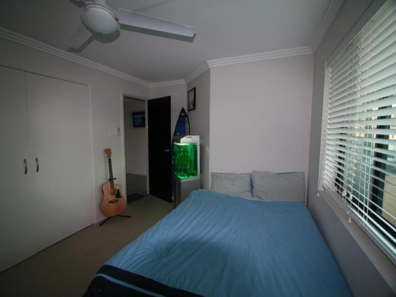 Pelican NSW 2281