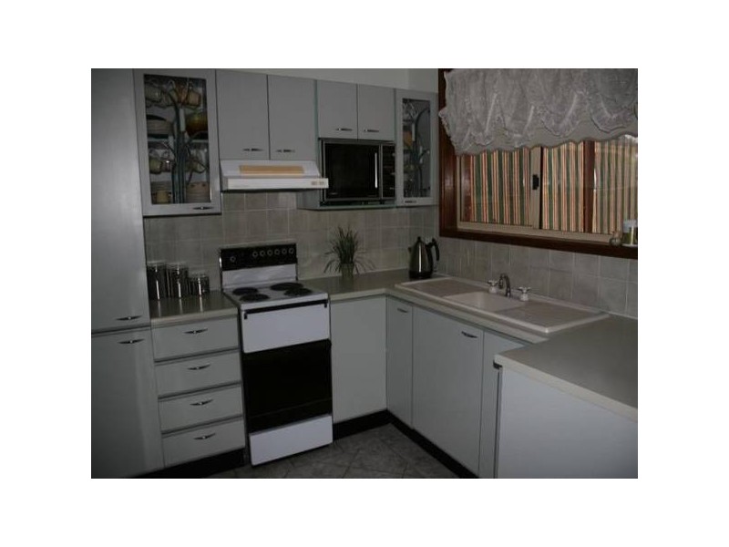 Pelican NSW 2281
