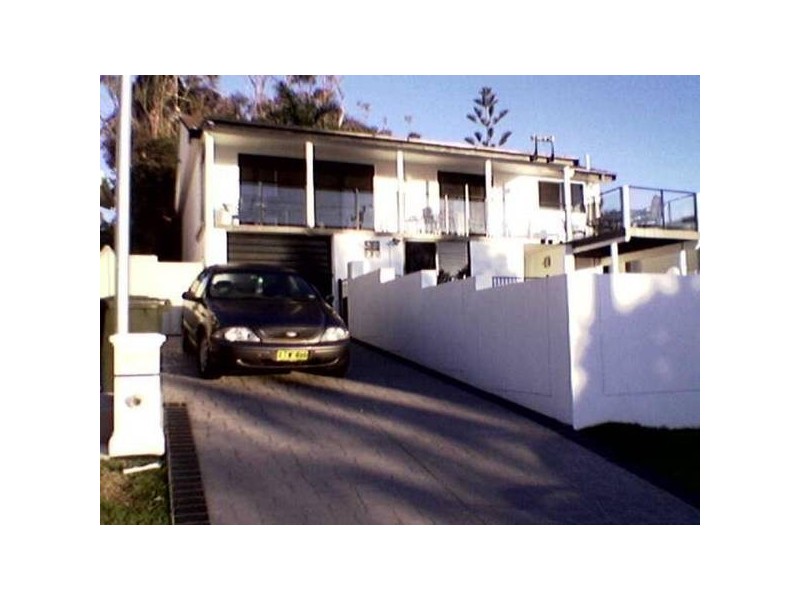 Caves Beach NSW 2281