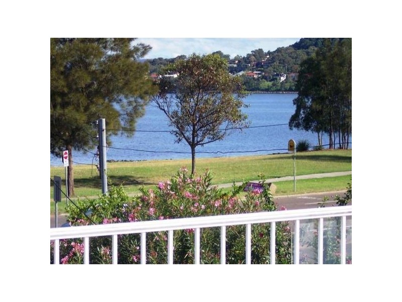 Warners Bay NSW 2282