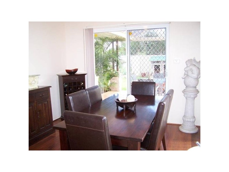 Blacksmiths NSW 2281