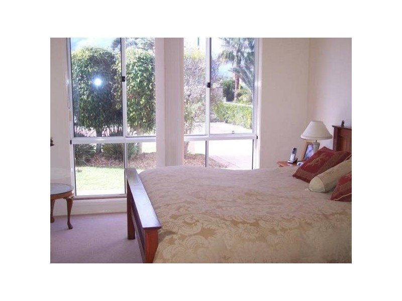 Blacksmiths NSW 2281