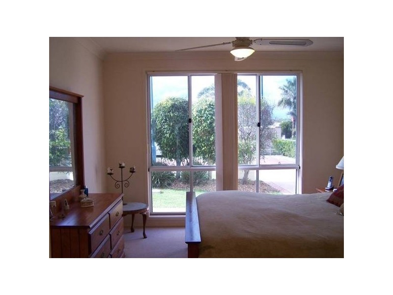 Blacksmiths NSW 2281