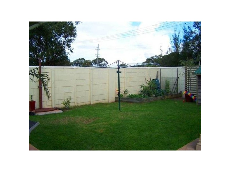 Blacksmiths NSW 2281