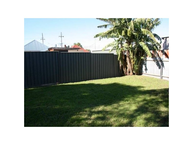 14 Henry St, Belmont NSW 2280