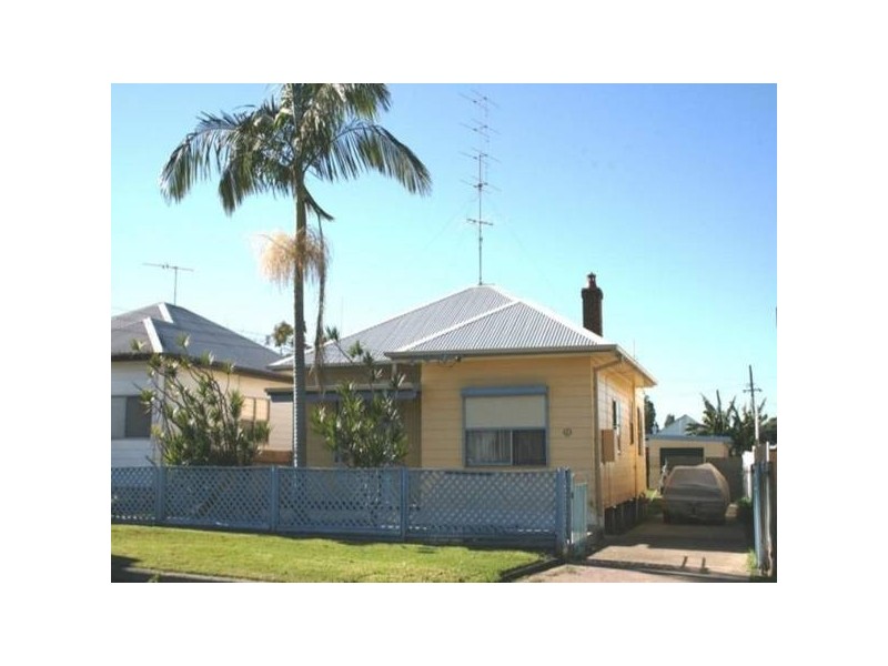 14 Henry St, Belmont NSW 2280