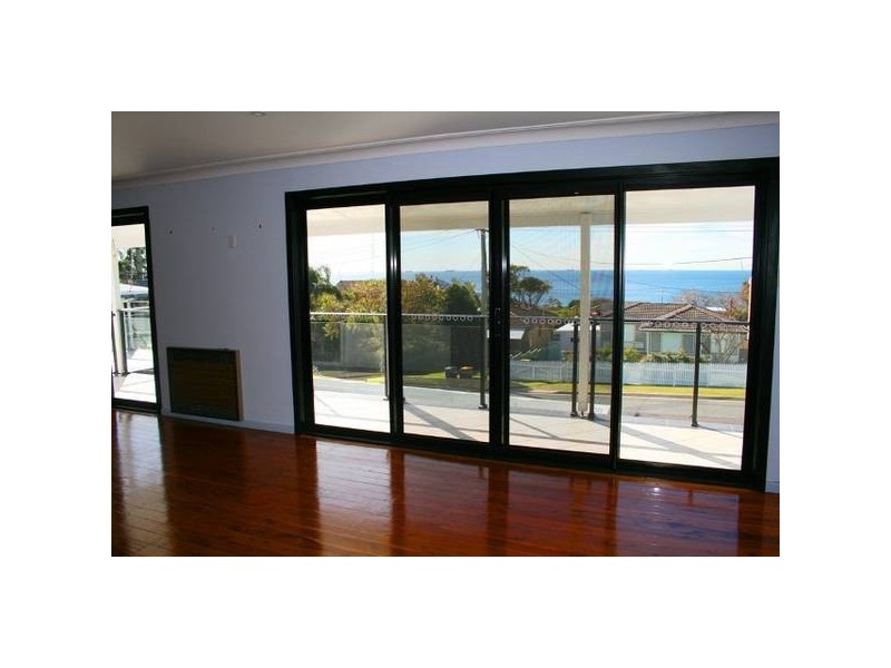 Caves Beach NSW 2281