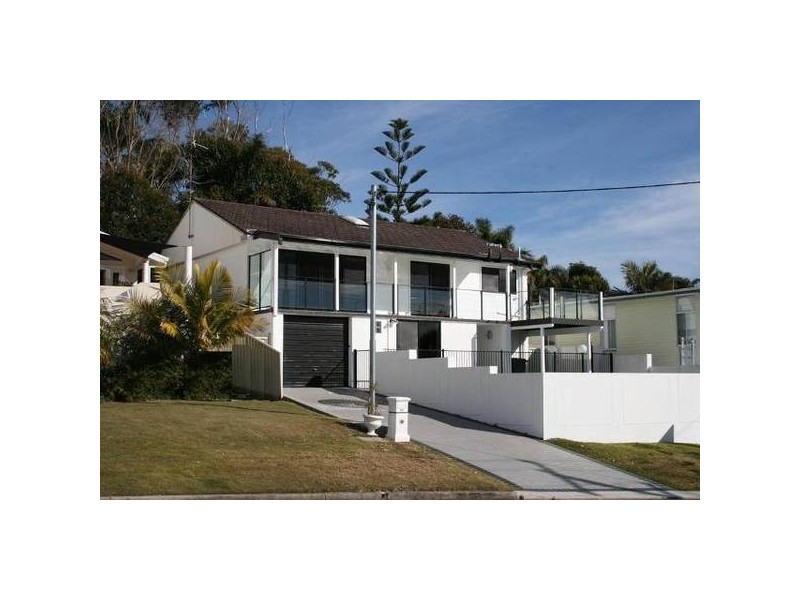 Caves Beach NSW 2281