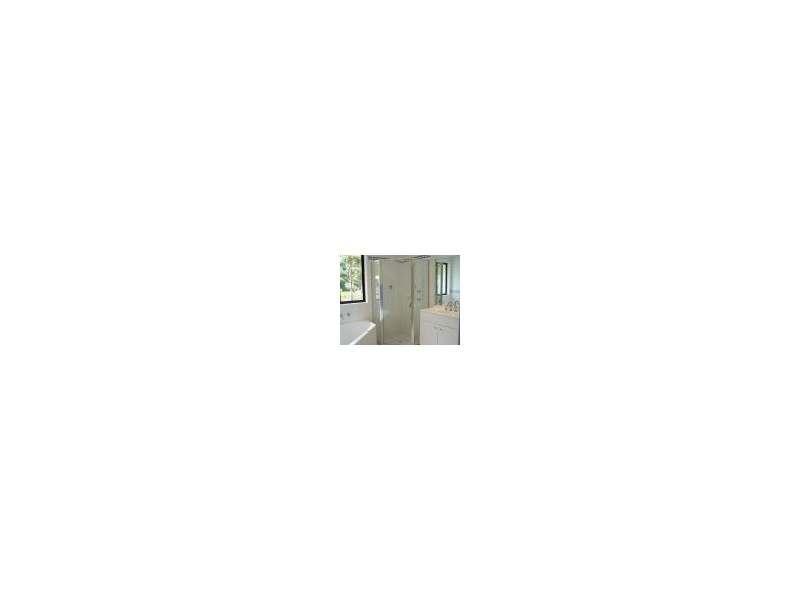12 Copper Valley Close, Caves Beach NSW 2281