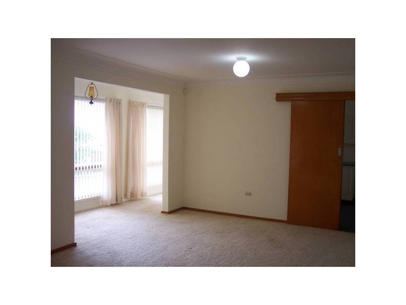 79 Macquarie Gr, Caves Beach NSW 2281