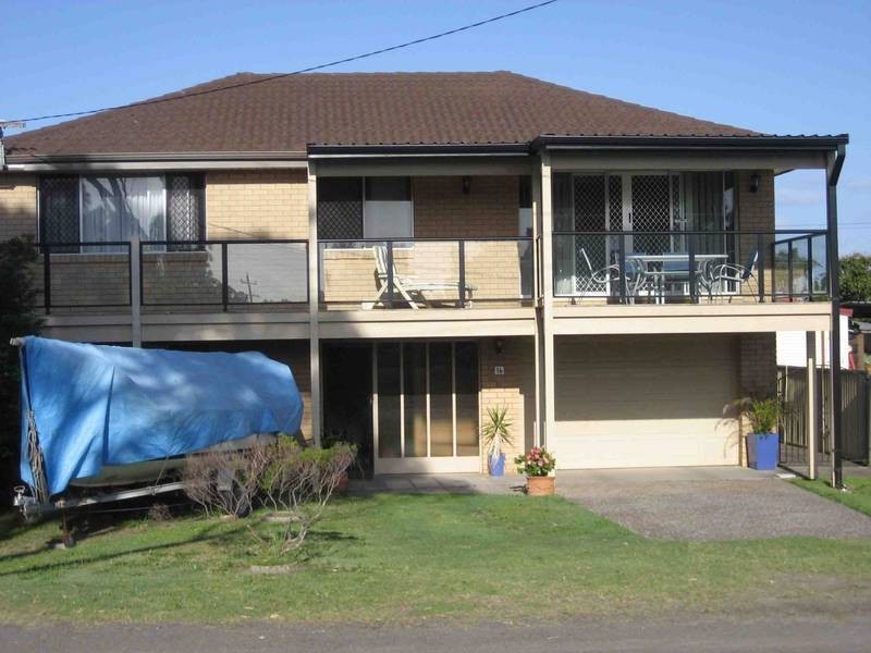 Blacksmiths NSW 2281