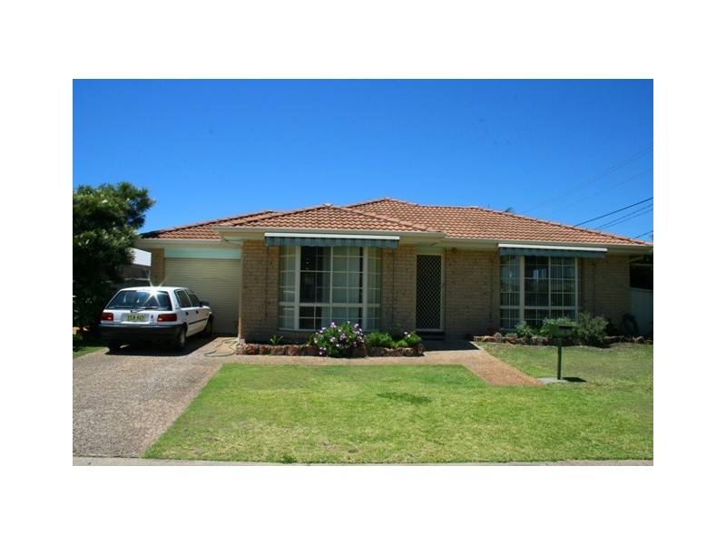 Pelican NSW 2281