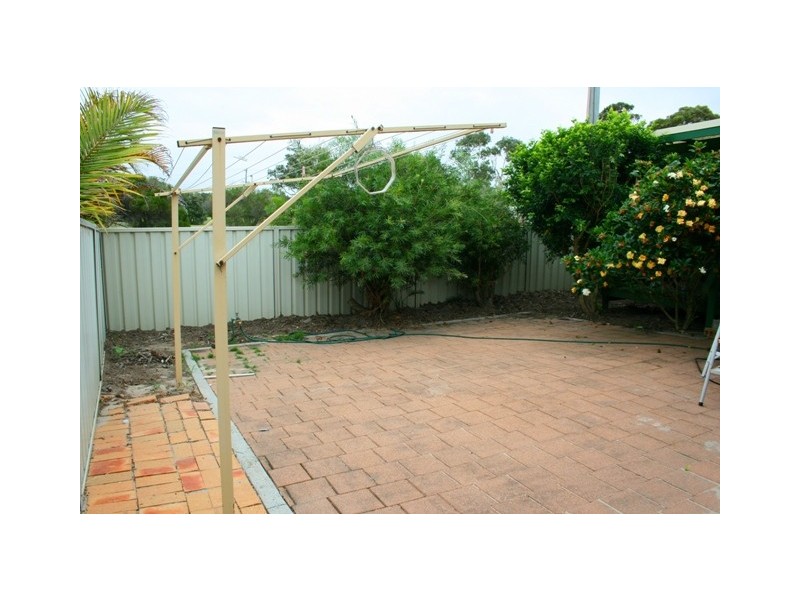 Pelican NSW 2281
