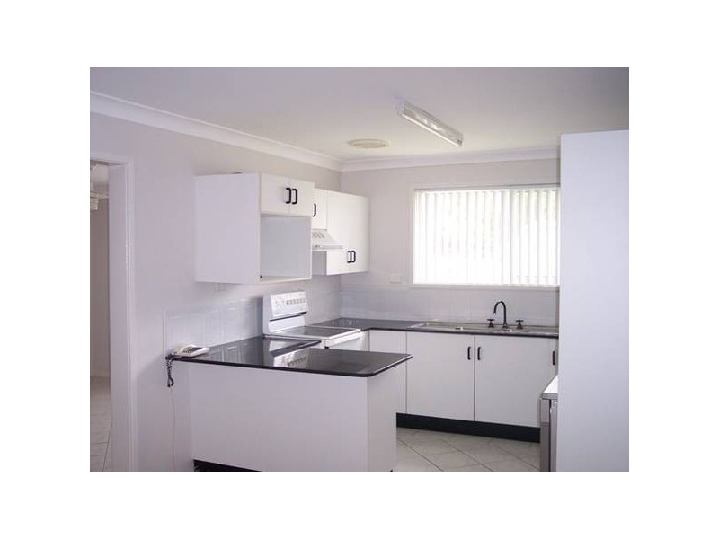 2 Civic Avenue, Caves Beach NSW 2281