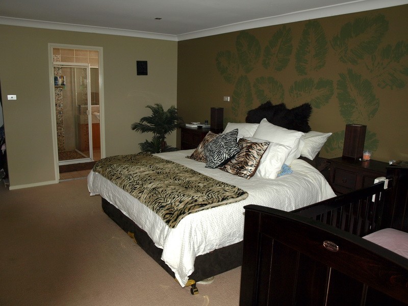 54 Gibbes St, Regentville NSW 2745