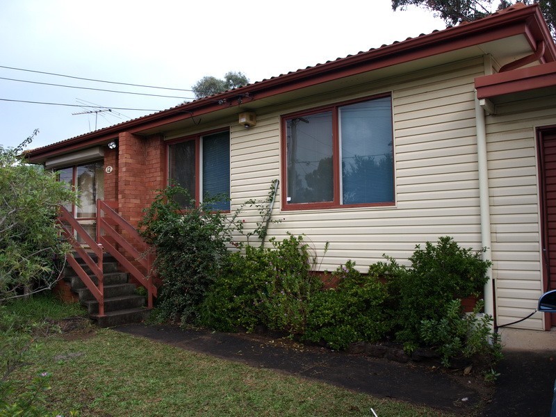 12 Meegan Pl, Colyton NSW 2760