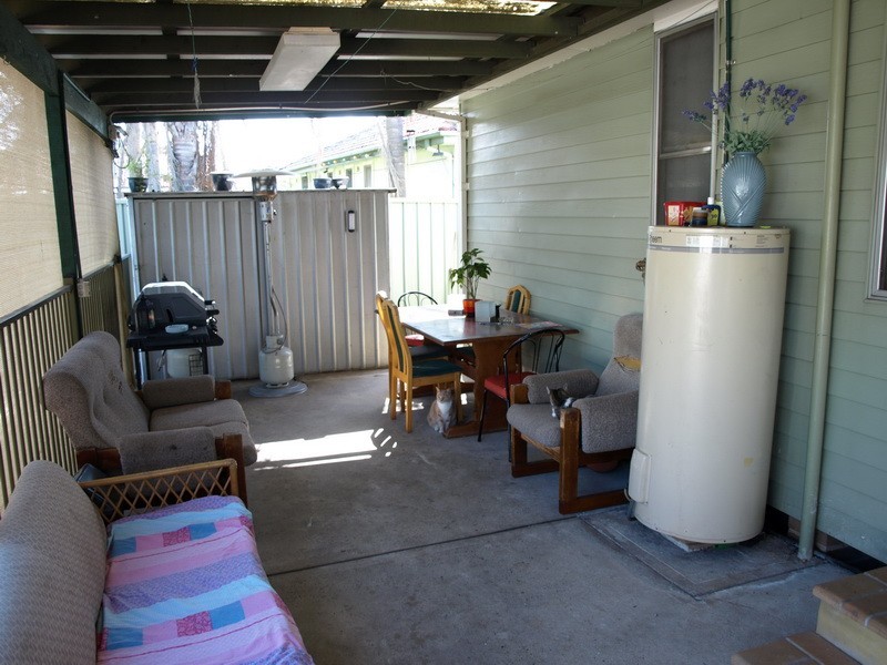 33 Palmyra Av, Lethbridge Park NSW 2770