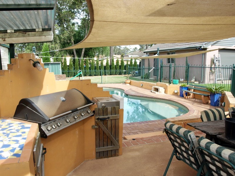 60 Kareela Ave, Penrith NSW 2750