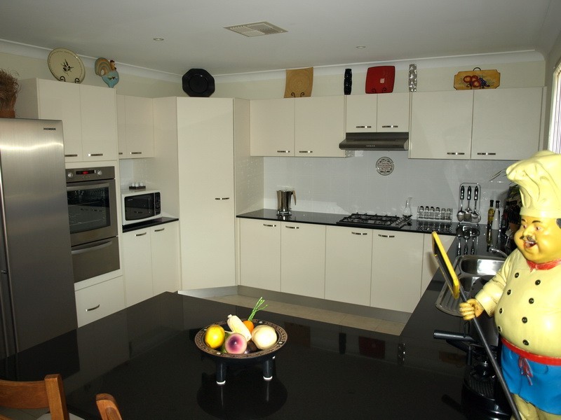 Claremont Meadows NSW 2747