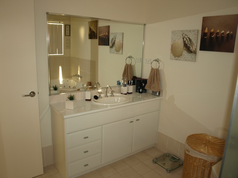 Claremont Meadows NSW 2747