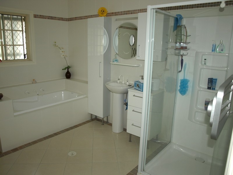 18a Guildford Rd, Cambridge Park NSW 2747