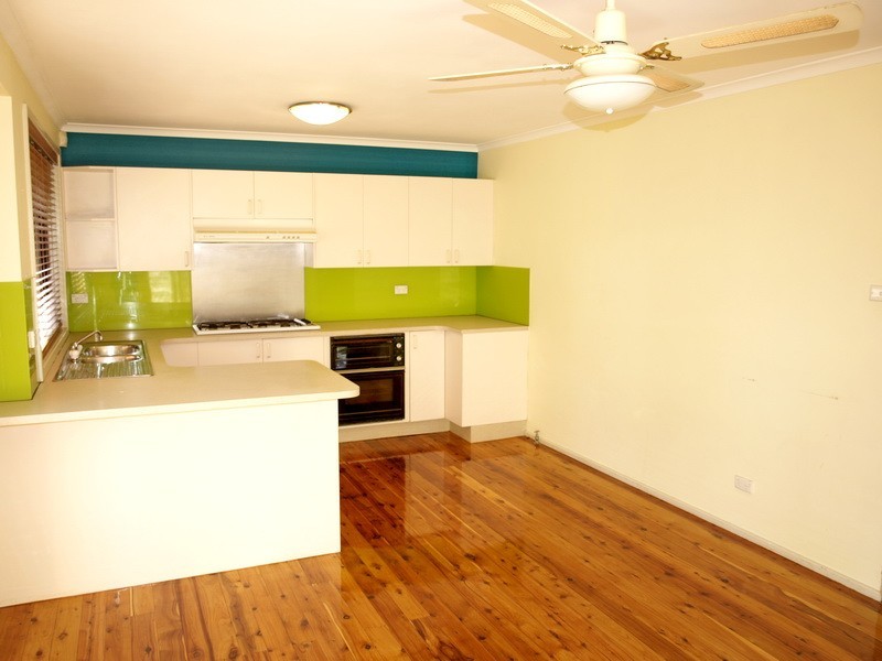 78 Ben Nevis Rd, Cranebrook NSW 2749