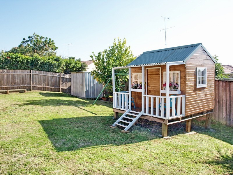 11 Bardo St, Glenmore Park NSW 2745