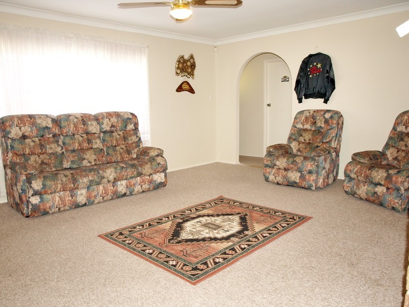 87 Oxford St, Cambridge Park NSW 2747