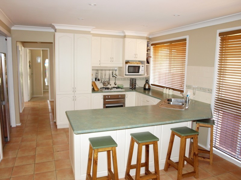 9 Summercrop Pl, Werrington Downs NSW 2747