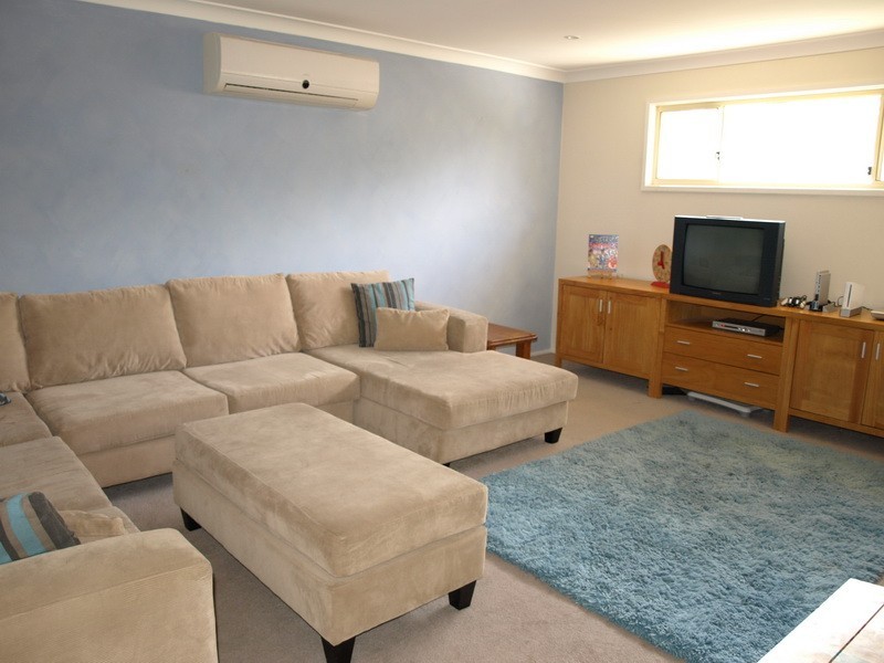 9 Summercrop Pl, Werrington Downs NSW 2747