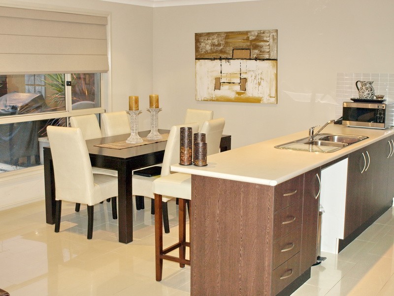 17 Tate St, Ropes Crossing NSW 2760