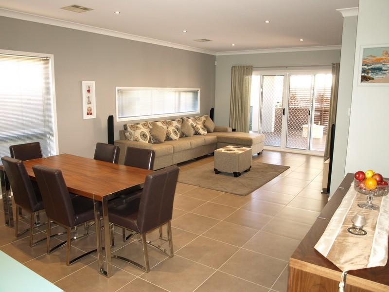 Ropes Crossing NSW 2760