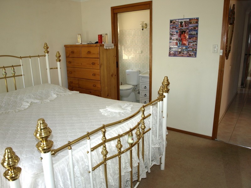 181 Mulgoa Rd, Jamisontown NSW 2750