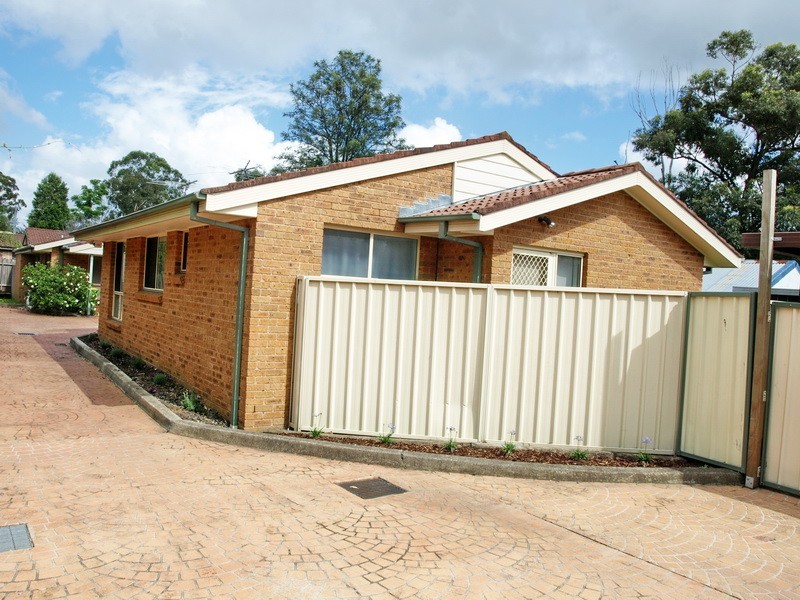 2/41 College St, Cambridge Park NSW 2747