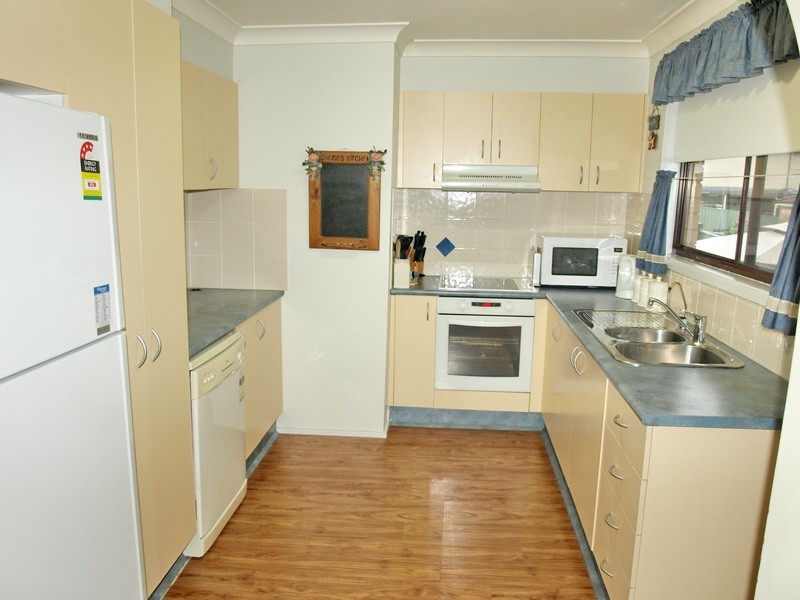 9 Hazel Cl, Cranebrook NSW 2749