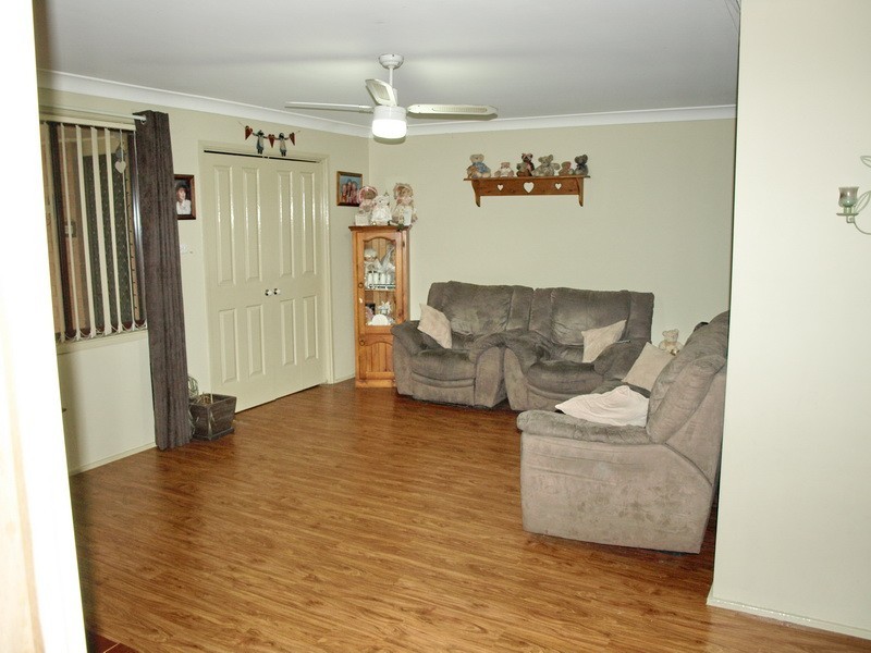 9 Hazel Cl, Cranebrook NSW 2749