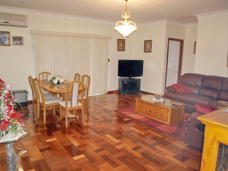 Glenmore Park NSW 2745