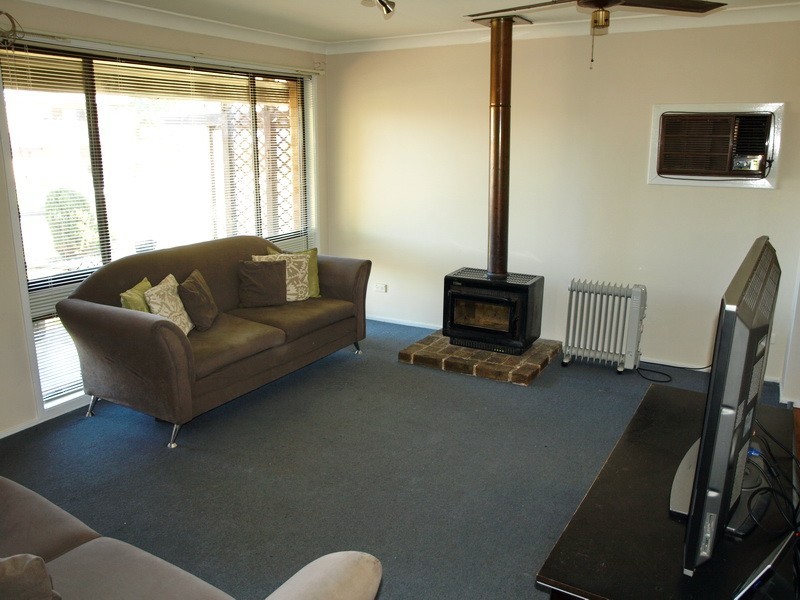 4 Gandell St, South Penrith NSW 2750