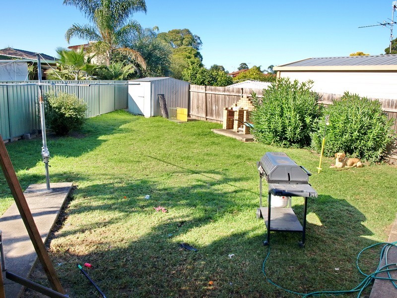 4 Gandell St, South Penrith NSW 2750